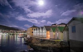 Cottages By The Sea